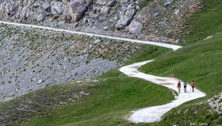 TREKKING ALPINO TRA ITALIA E FRANCIA